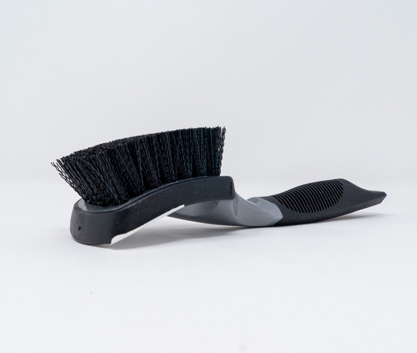 SM Arnold Black Nylon Carpet Brush - PDP