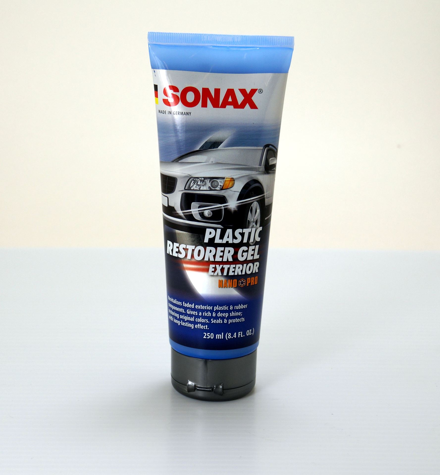 SONAX Plastic Restorer Gel. Professional Detailing Products